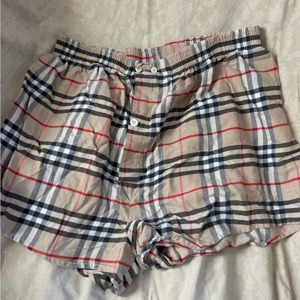 Burberry Beige Plaid Elastic-Waist Mens  Shorts